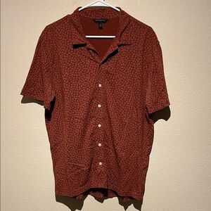 Banana Republic Men's Brick Red Patterned Shirt